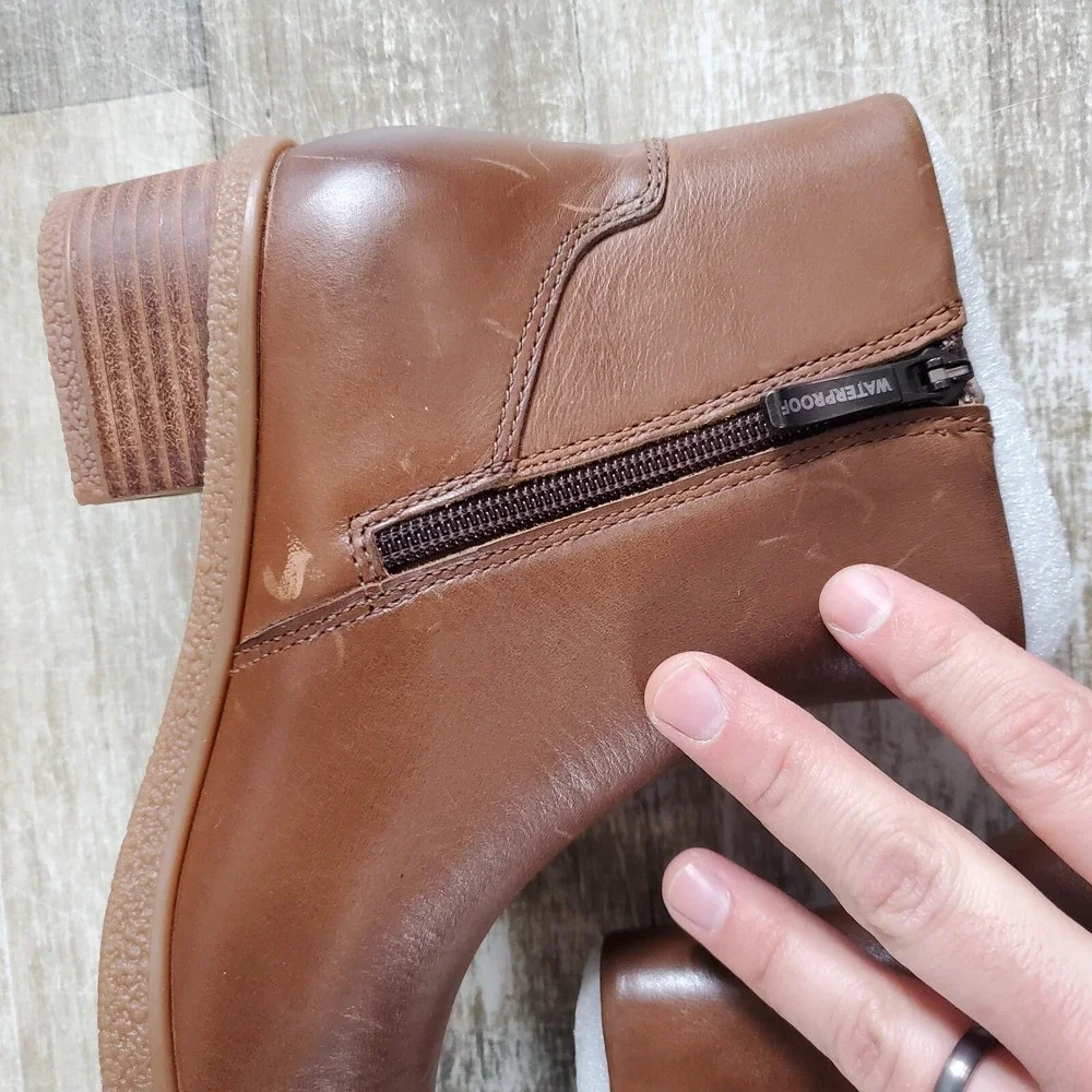 Dansko Daisie Waterproof Tumbled Women Boots Sz 5.5 - 6 Brown Leather Side Zip